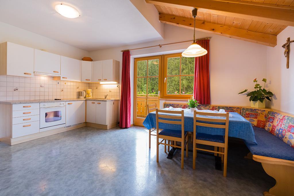 라시네스 Garni Bergland B&B 외부 사진