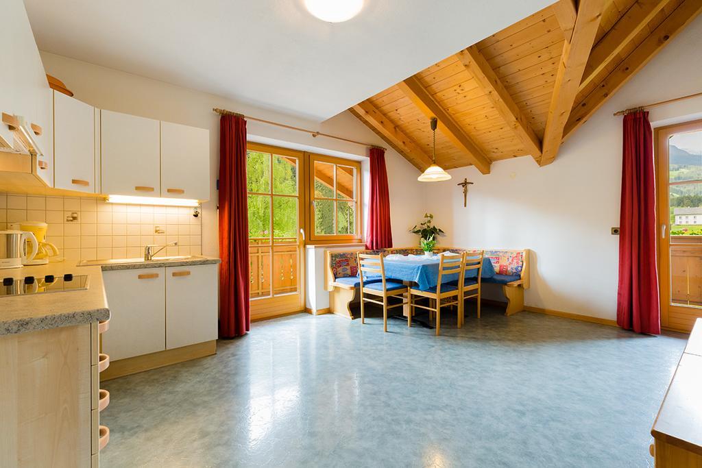 라시네스 Garni Bergland B&B 외부 사진