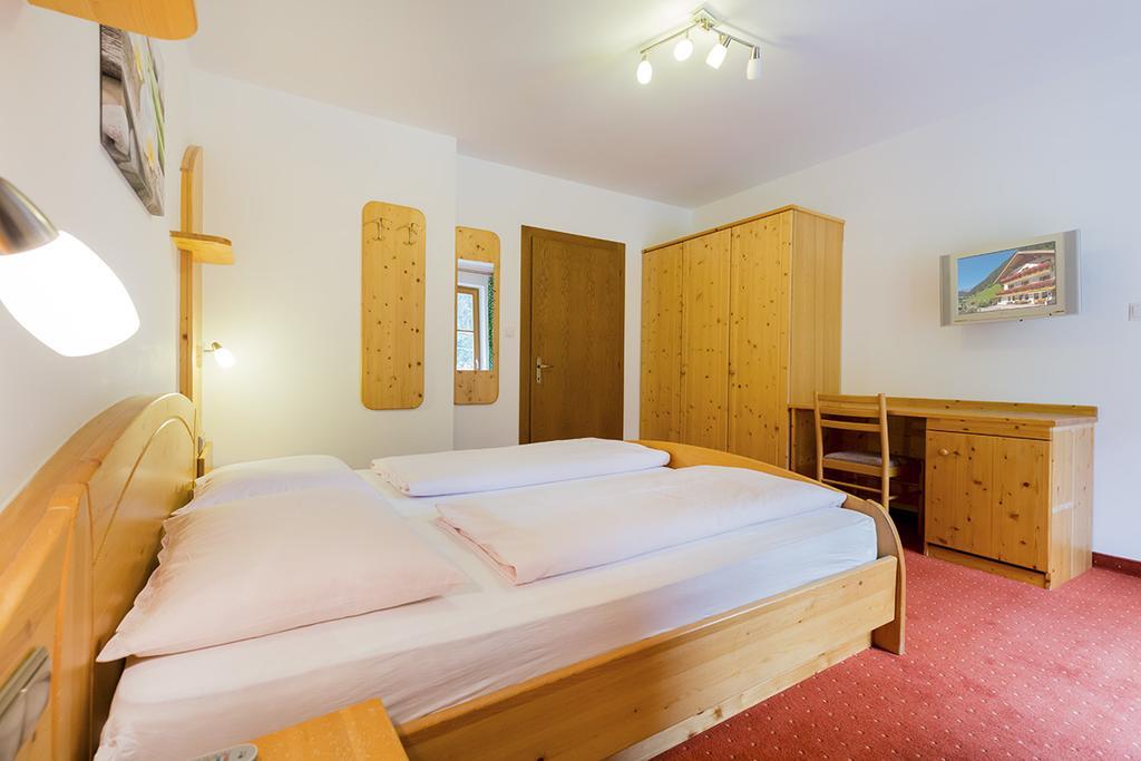라시네스 Garni Bergland B&B 외부 사진