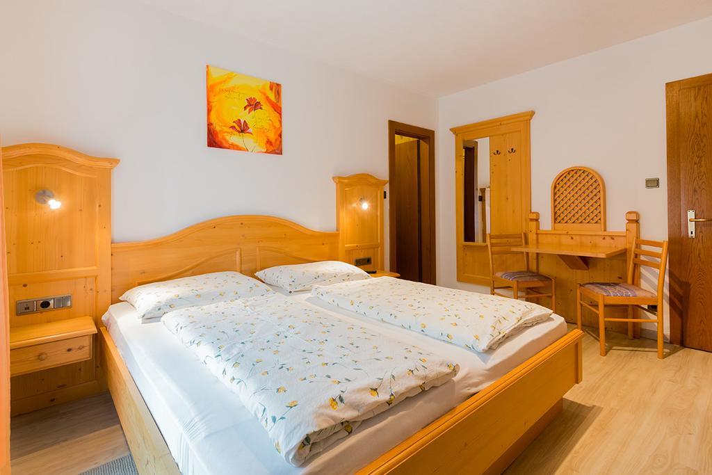 라시네스 Garni Bergland B&B 외부 사진